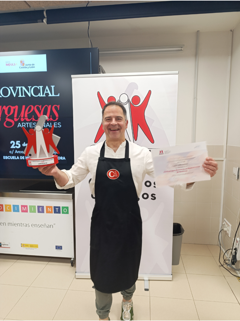 Carnicería Antón, ganadora de la XIII edición del concurso provincial «Mejor Hamburguesa Artesanal»